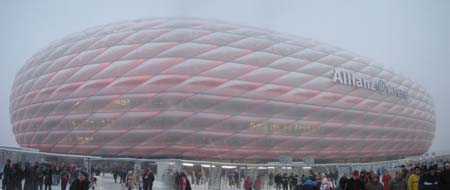 allianzarena_aussen