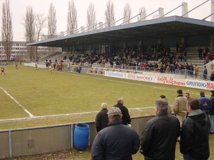 Tribüne Donaufelderplatz